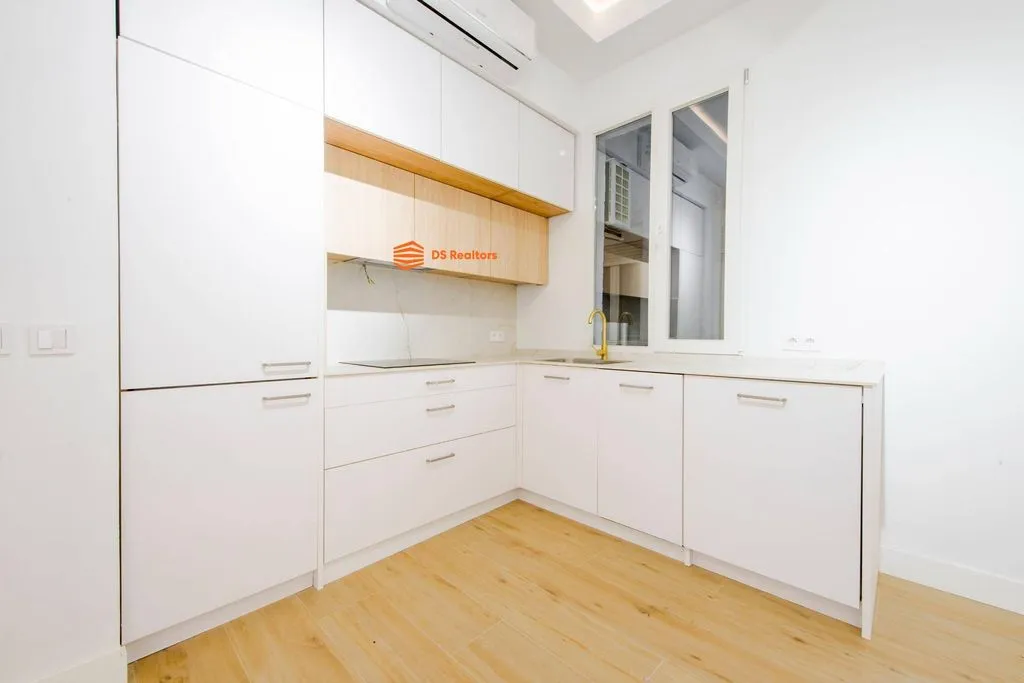 Köök - Modern Flat with A/C in Retiro District