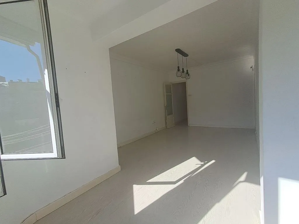 Toad - Attic with Potential in Sant Gervasi - La Bonanova