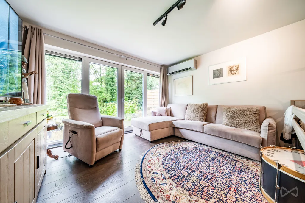 Séjour - Appartement avec Vue Lac à Barbençon