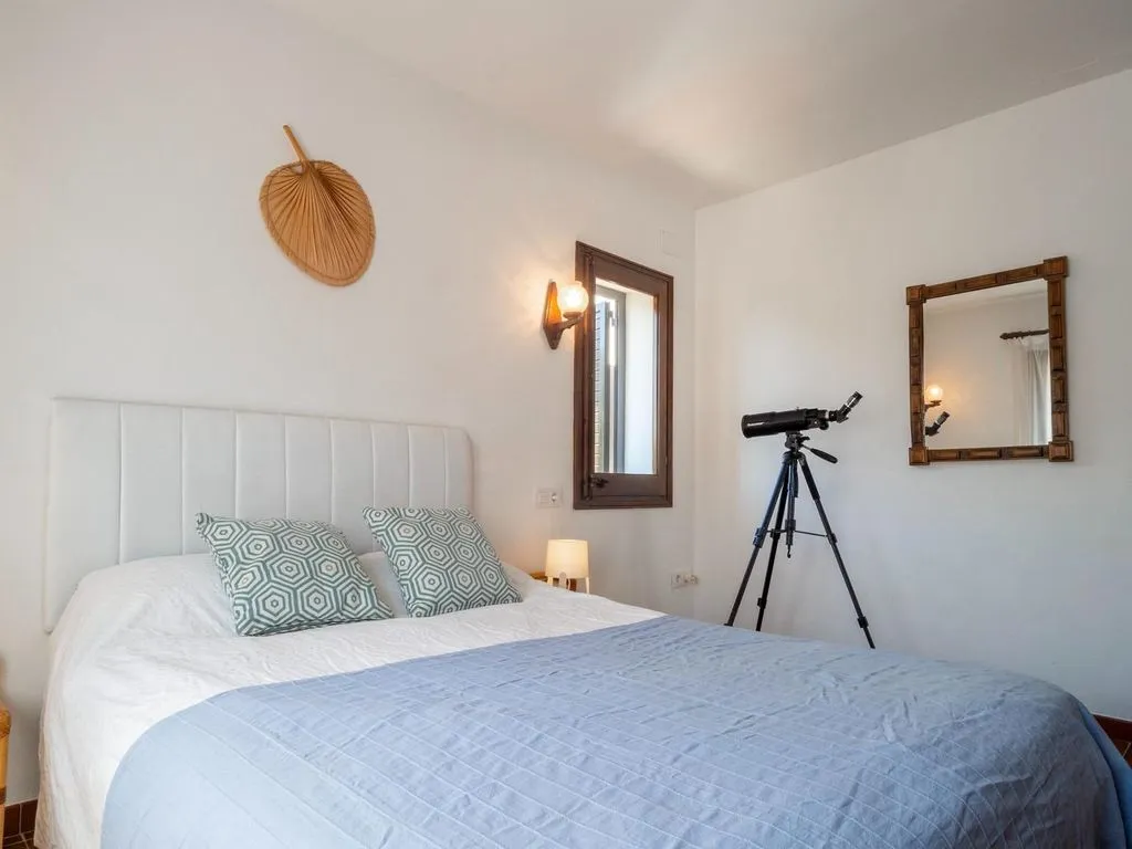 Bedrooms - Sea View House with Pool in Cala Mateua