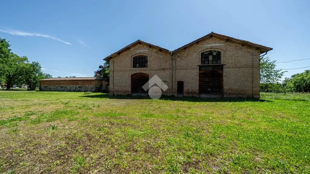 Extérieur - Historic Castle with 2 Ha Land in Parma