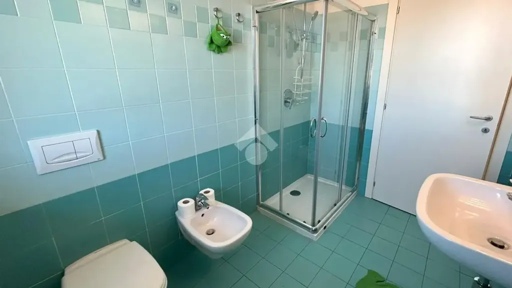 Vannitoad - Modern Studio with Balcony in Cantù