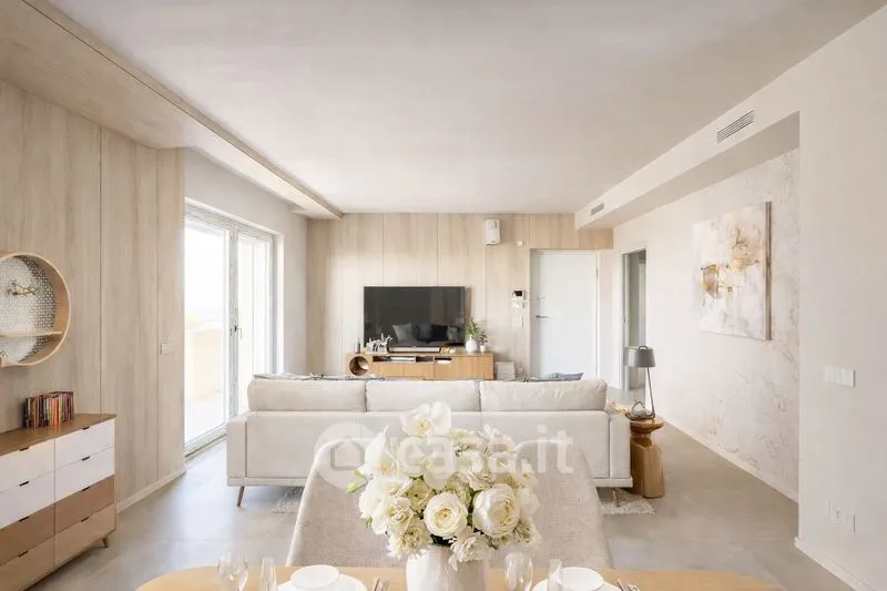 Salle à manger - Luxury Apartment with Balcony in Altamura