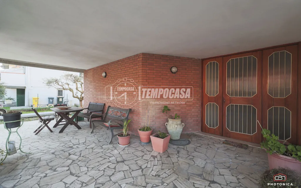 Terrasse - Luxury Villa with Private Garden in Forlì