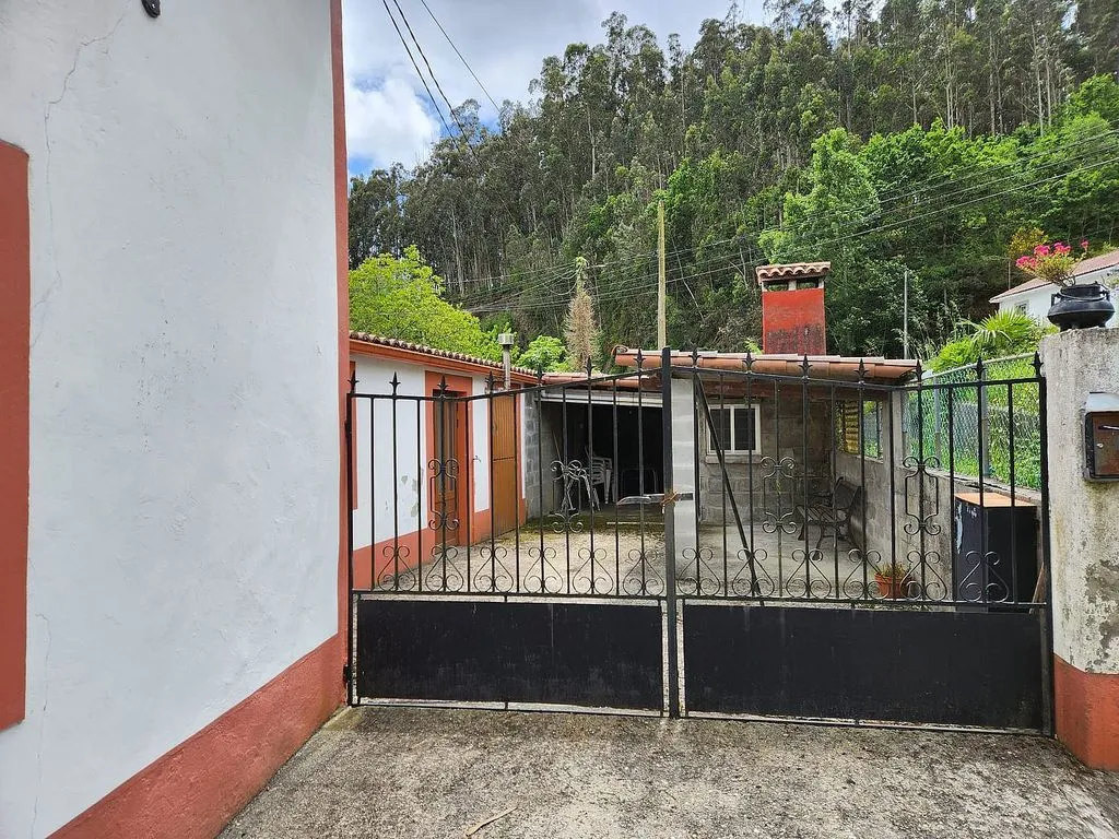 Jardin - Country House with Terrace in Coiroa