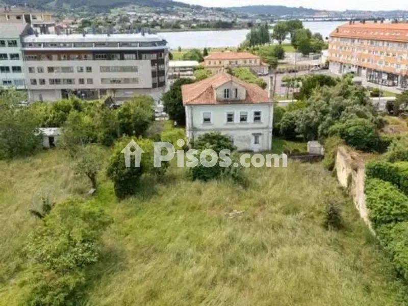 Õhuvaade - Chalet with Large Plot for Renovation in Narón