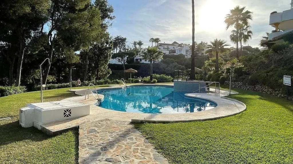 Bassein - Ground Floor Apartment with Pool in Golf Area