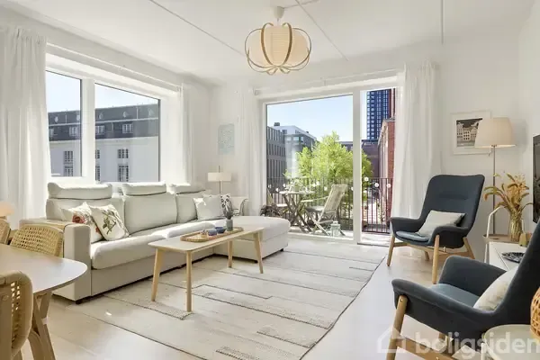Elutuba - Corner Flat with Abundant Light in Copenhagen V