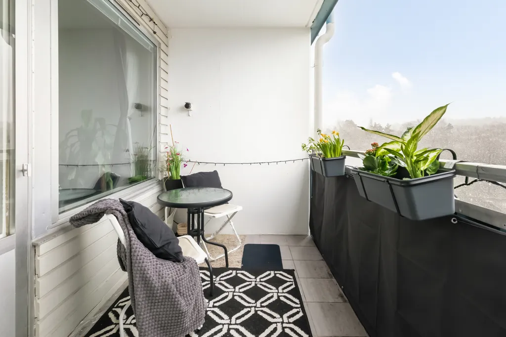 Balcon - Apartment with Balcony and View in Blå Staden