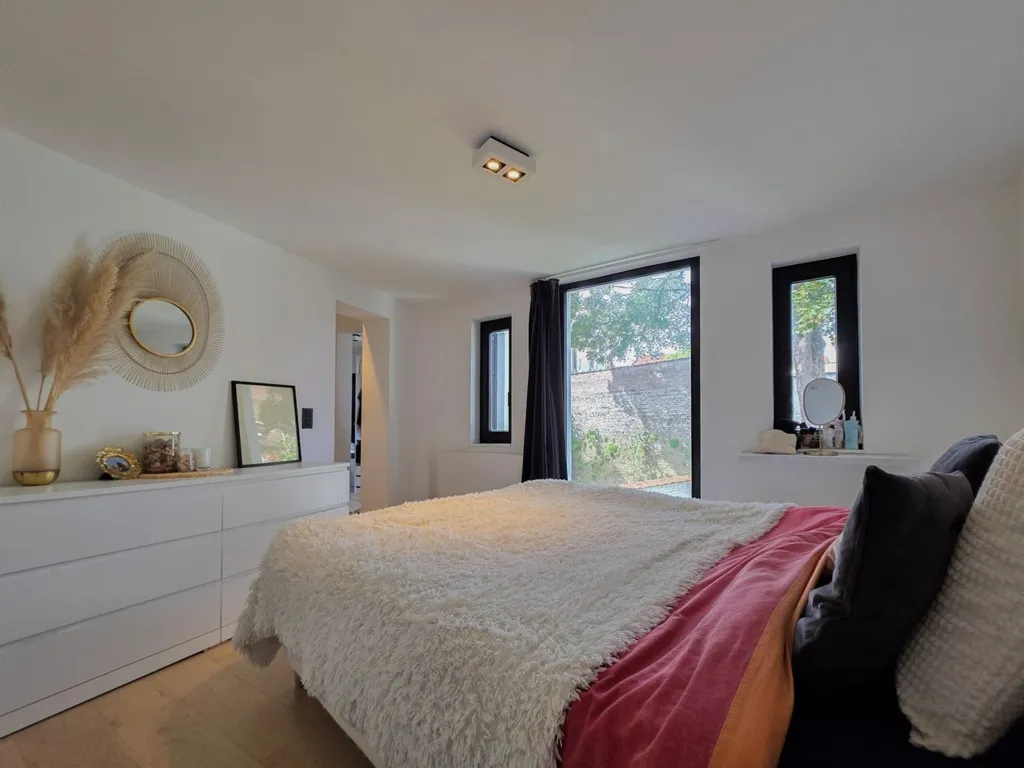 2-bedroom apartment in Ixelles