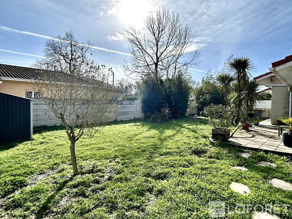 Giardino - 6-Piece House with Pool in Le Teich