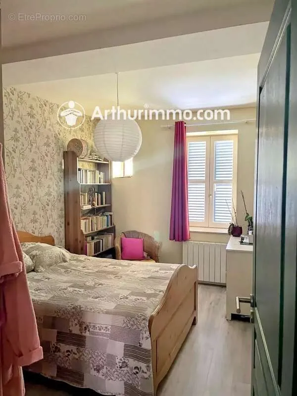 Chambres - Appartement Duplex Vue Saône à Trévoux