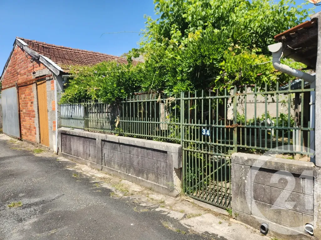 Aed - 4-Piece House with Garden in Lesparre-Médoc Centre