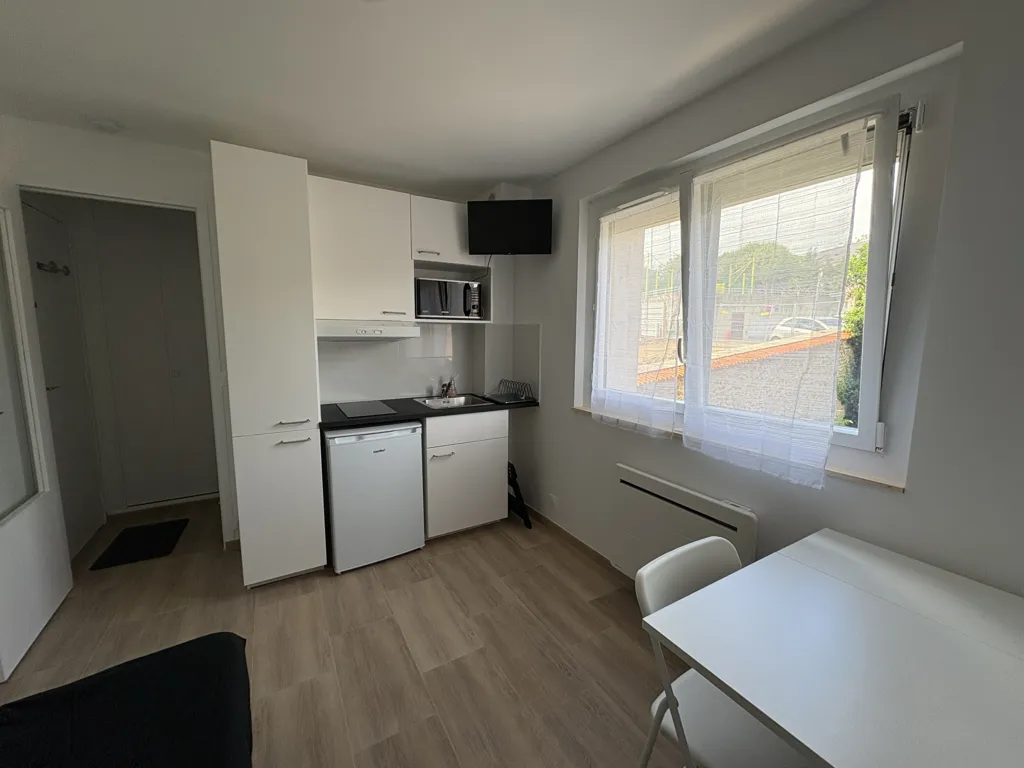 Cuisine - Appartement Meublé 1 Pièce à Orsay