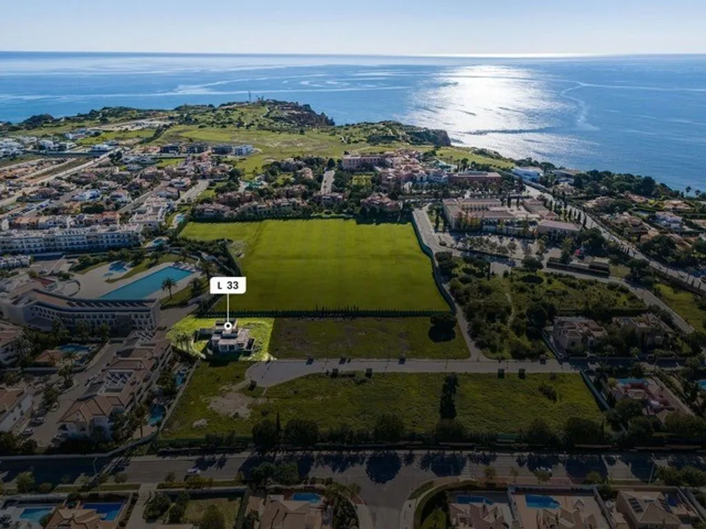 Vista aerea - Building Land with Beach Proximity in Lagos
