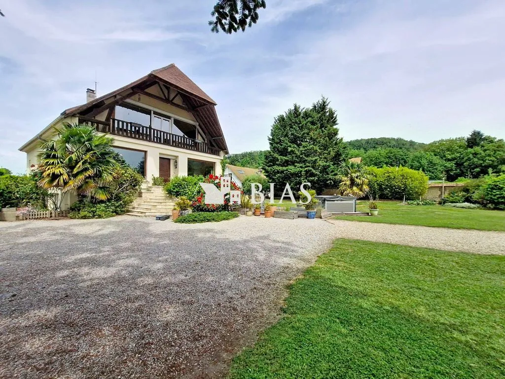 Välivaade - Luxury House with Pool in Acquigny, Normandy