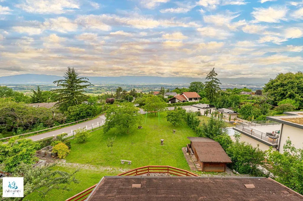 Garden - Charming Villa with Garden near Geneva