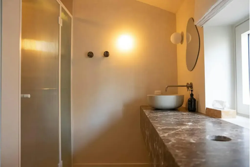 Salles de bain - Appartement meublé avec climatisation à Zurenborg, Anvers
