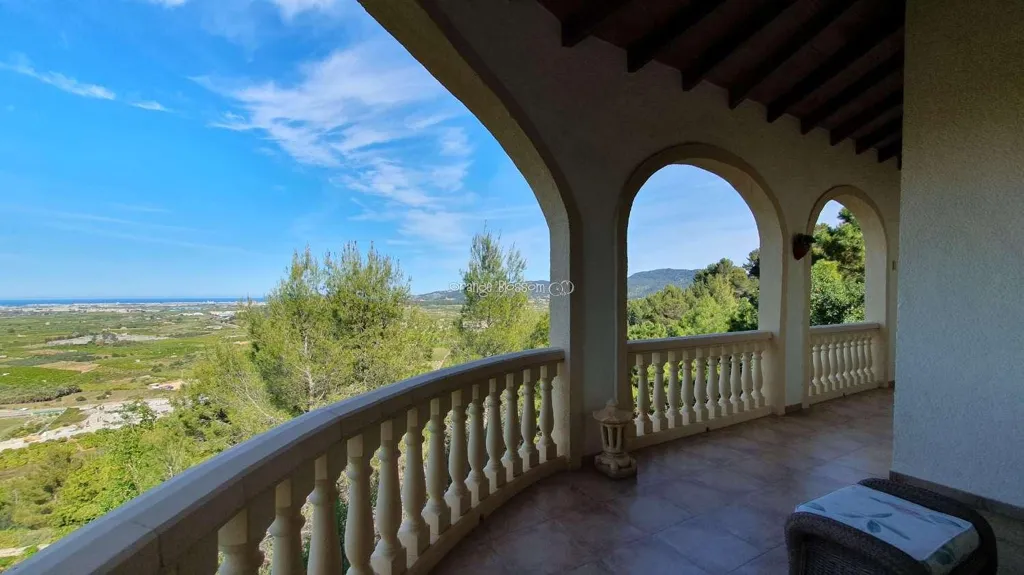 Terrass - Detached Villa with Sea Views in Ador