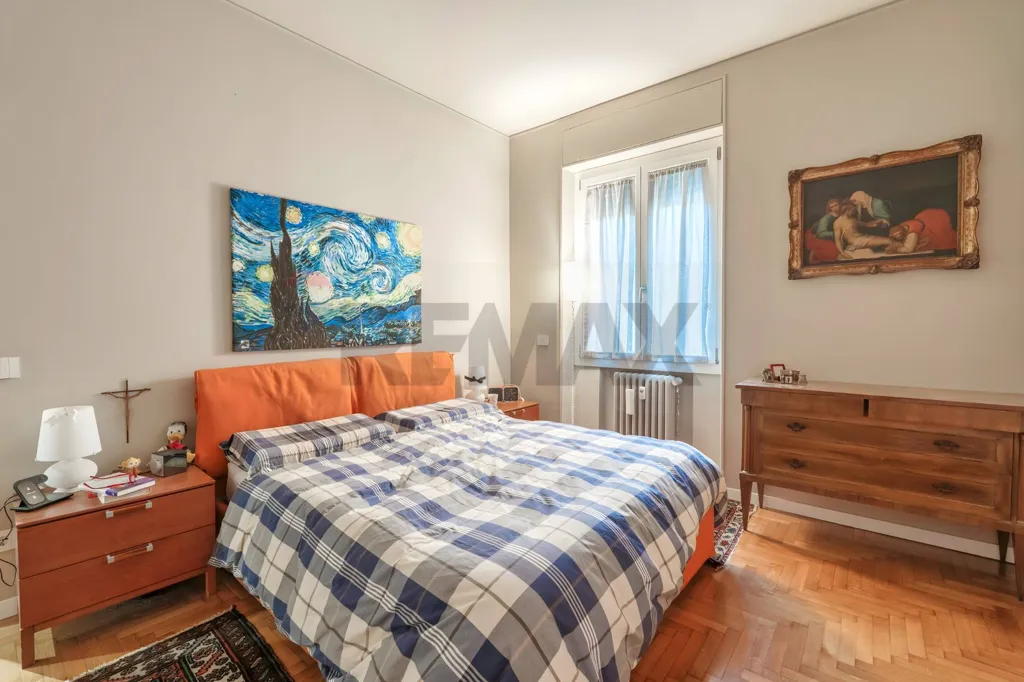 Chambres - Rustic Triplex with Balcony in Brescia