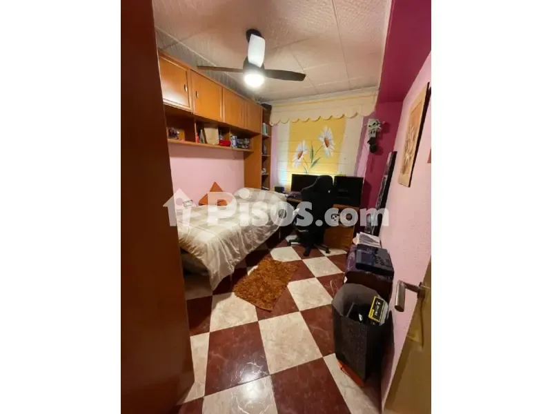Magamistoad - Flat with Commercial Space in Los Angeles, Lorca