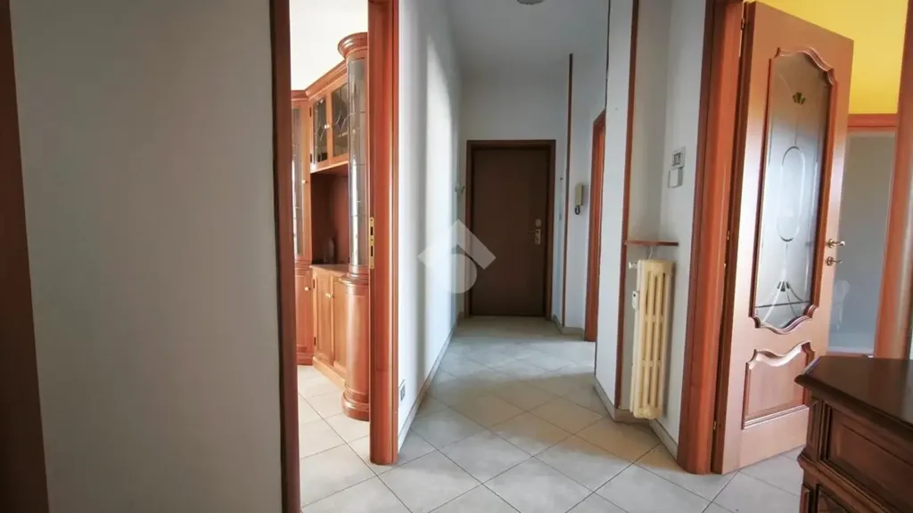 hallway_entrance