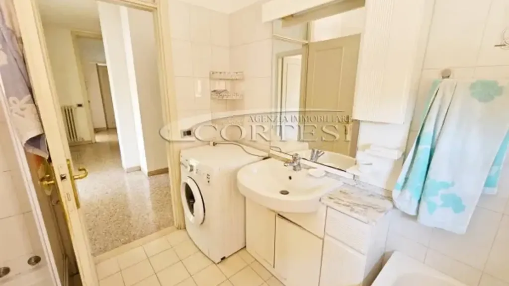 Salles de bain - Spacious Apartment with Balconies in Umbertide