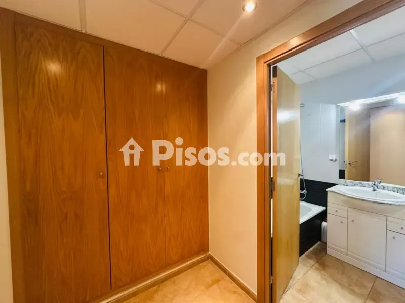Vannitoad - Ground Floor Flat with Balcony in Masdenverge