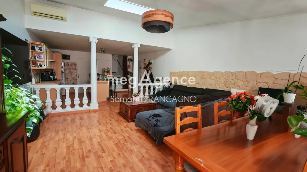 Söögituba - Charming Duplex Apartment in Fréjus Centre