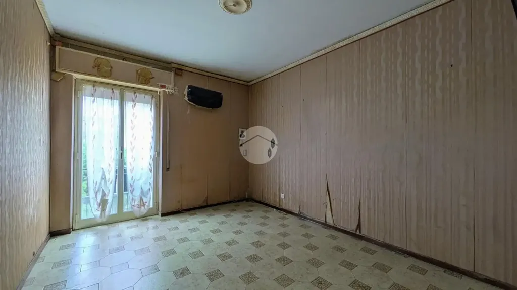 Pièces - 5-Room Apartment with Balcony in Palermo