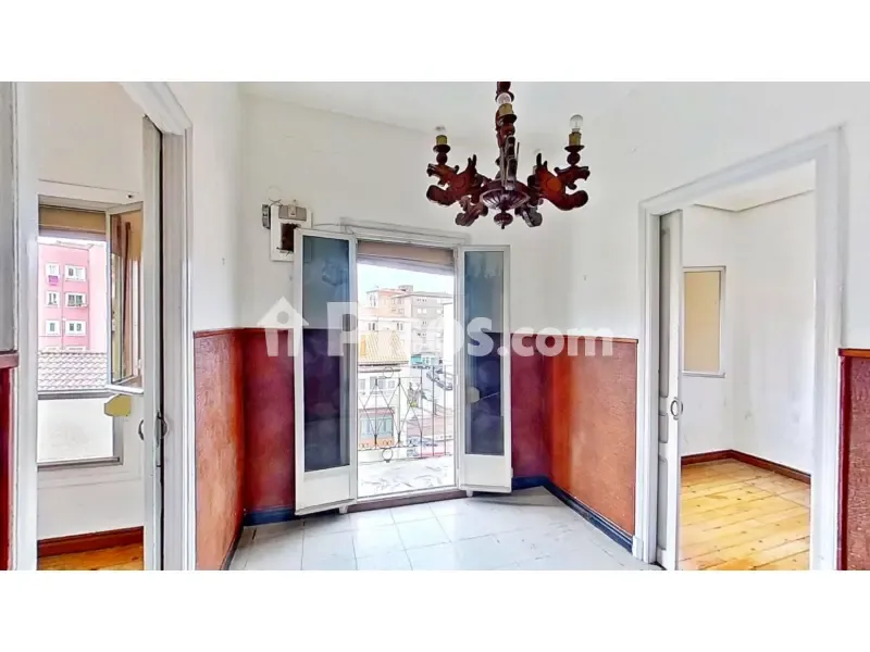 Balcon - Apartment for Renovation with Trunk in Santander