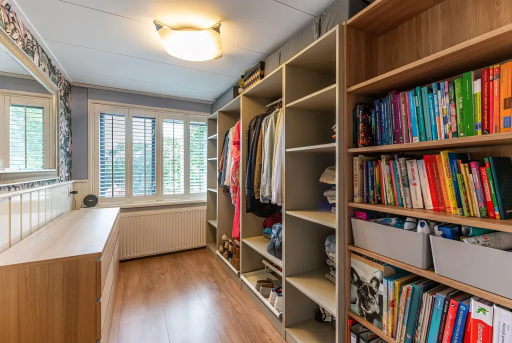 Rooms - Modernised Corner House with Garden in Huizen