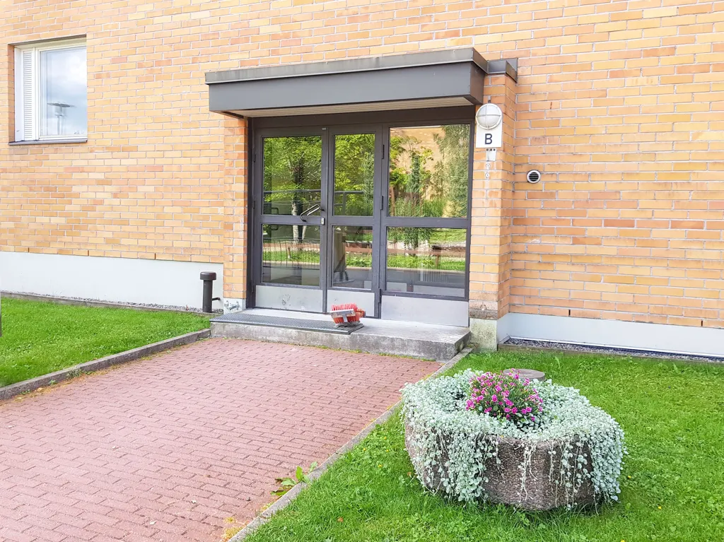 Esterno - Spacious Apartment with Balcony in Salo