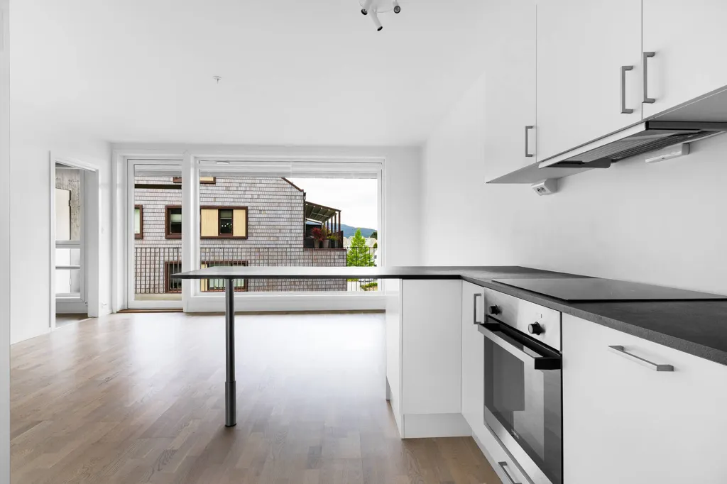 Cuisine - Apartment with Balcony in Jørpeland Centre