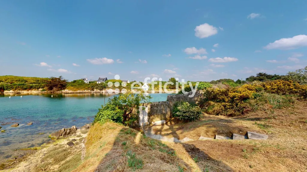 Aed - Character House with River View in Etel