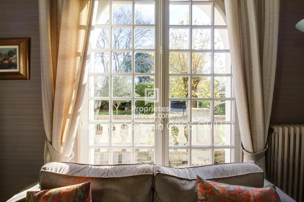 Séjour - Villa Classique avec 7 Chambres à Bourg Saint Bernard