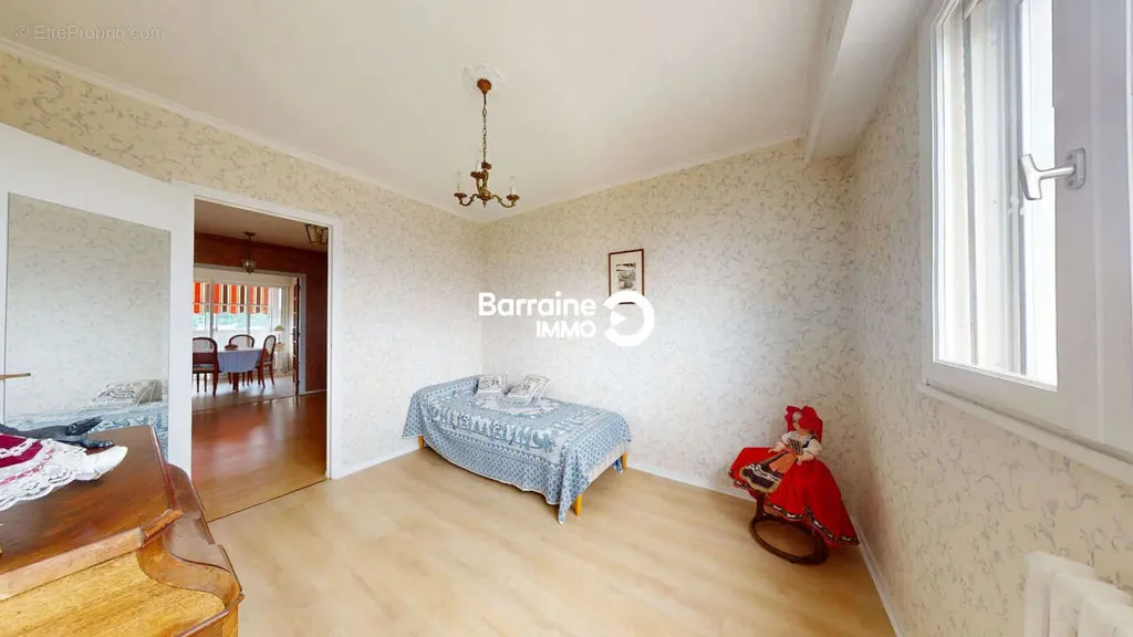 Bedrooms - Lorient North Apartment with Balcony and Parking