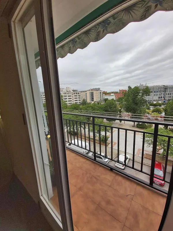 Balcon - Bright Apartment with Terrace in San Jenaro