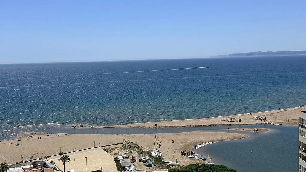 Balcony - Apartment with Sea View in Empuriabrava