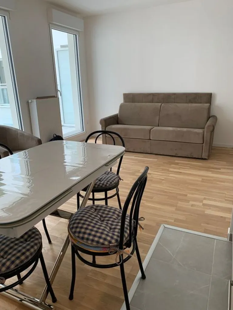 Elutuba - Studio with Balcony in Issy-les-Moulineaux