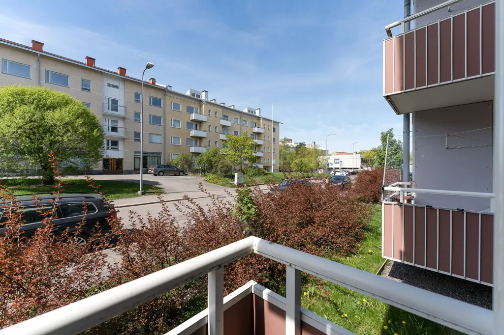 Balcony - Apartment with Balcony in Vallila