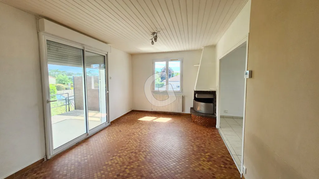 Terrace - Charming House with Garden in Angles