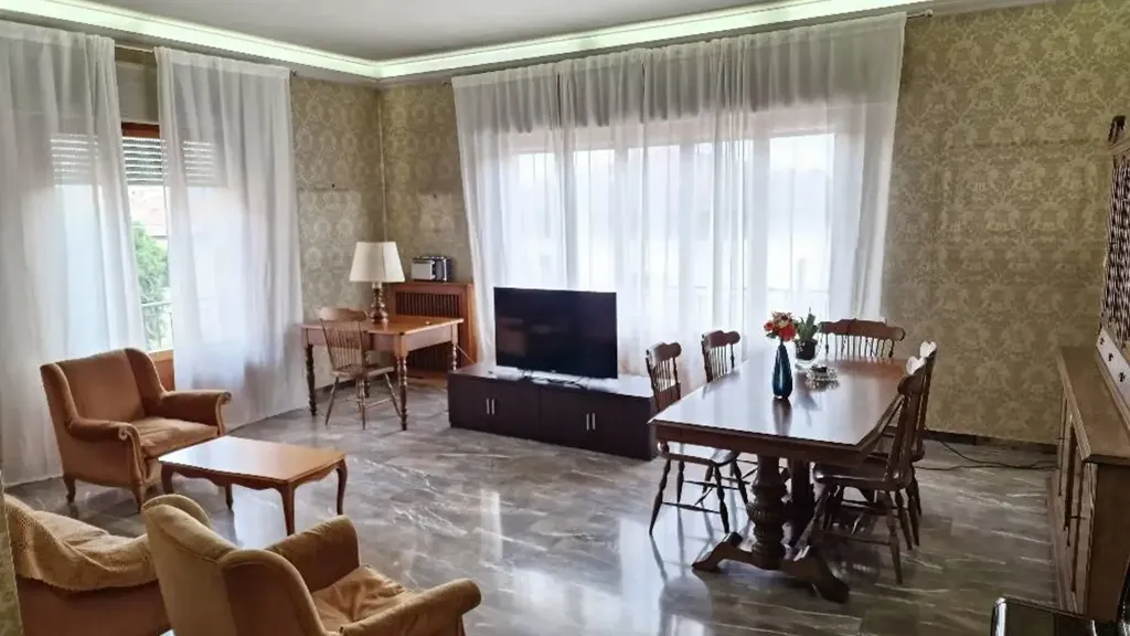 Salle à manger - Multi-level Apartment with Terrace in Pistoia