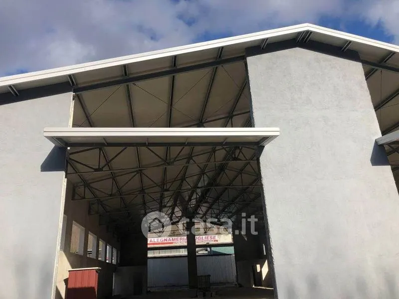 Pièces - New Industrial Unit with Dual Access in Forino