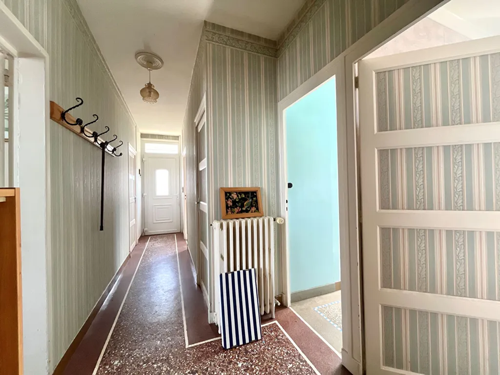 Hallway - Old House to Refresh near Loches