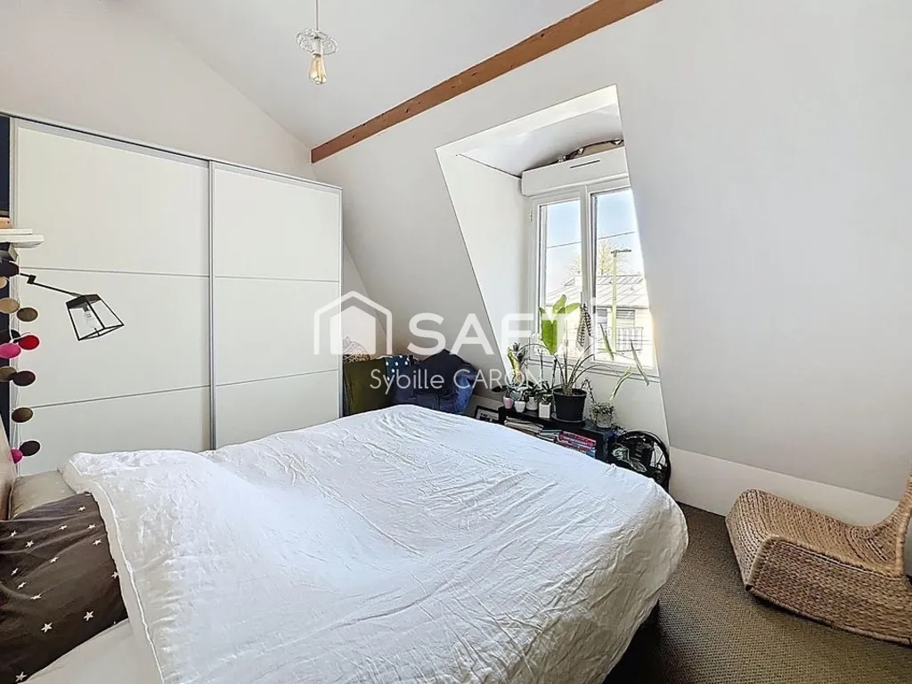 Chambres - Maison Rénovée avec Jardin à Clamart