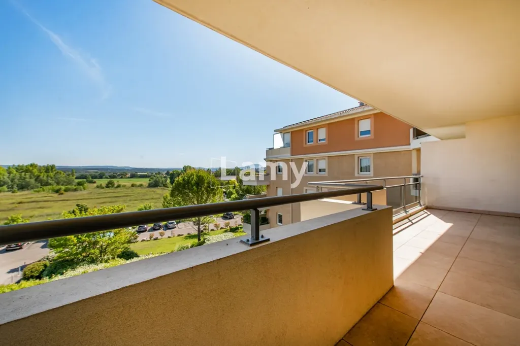 Balcon - Appartement de Type 4 avec Terrasse à Aix-en-Provence