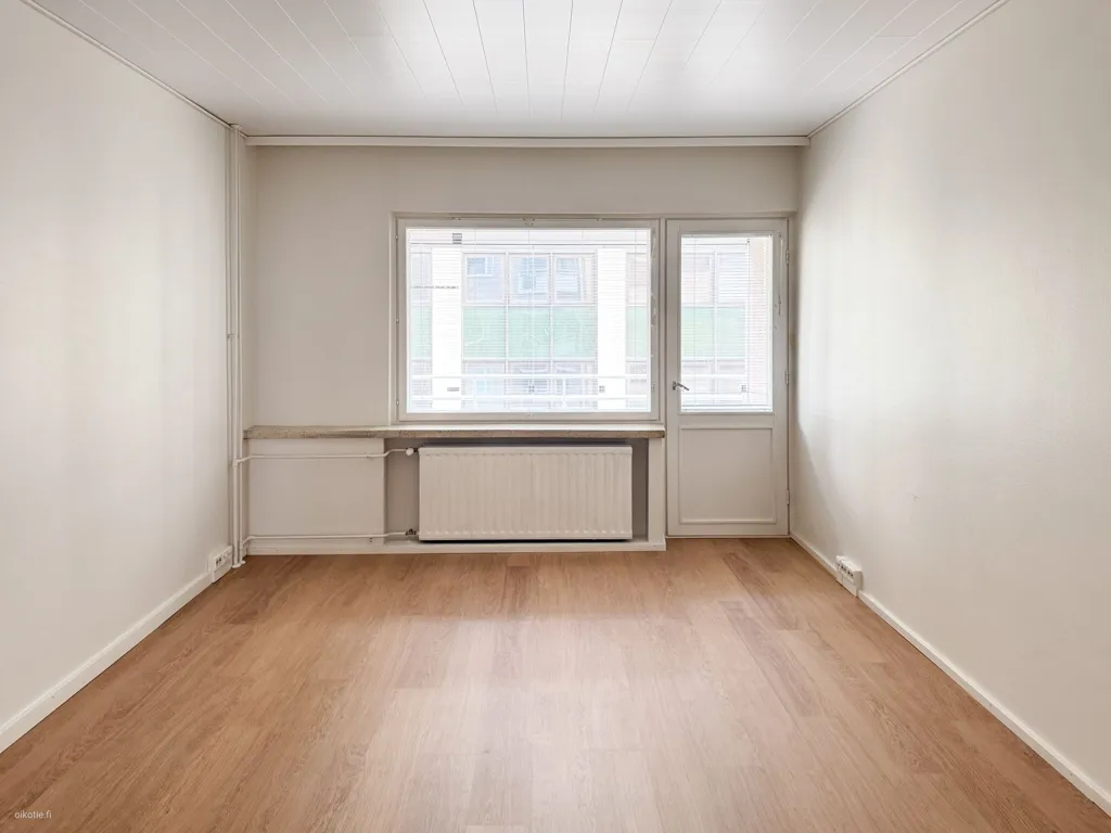 Toad - Modernised Flat with Balcony in Tampere Centre