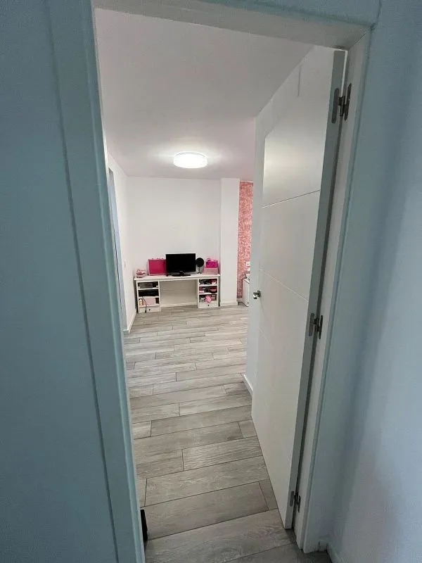 Esik - Reformed Apartment with Terrace in La Banda