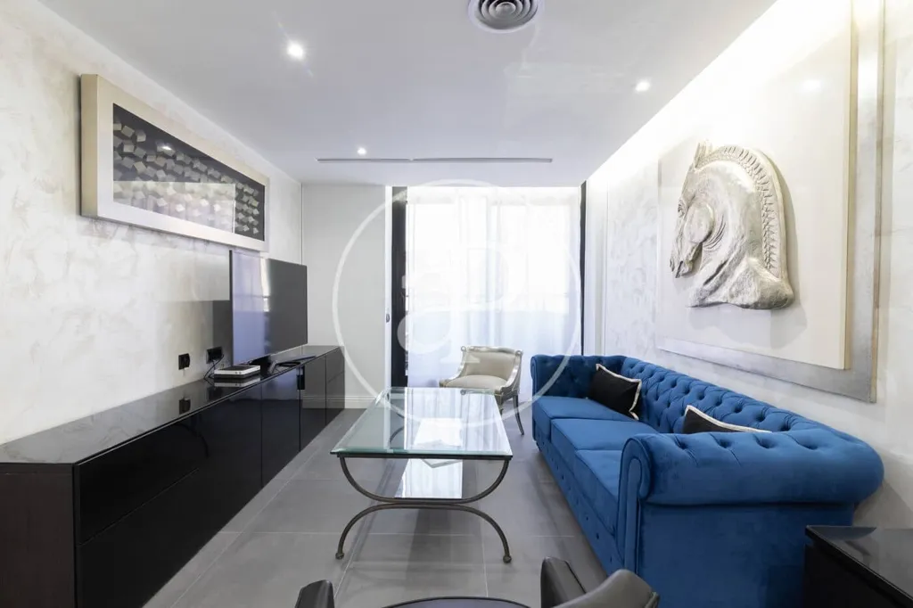 Elutuba - Modernised Attic Apartment with Terrace in Eixample Dreta